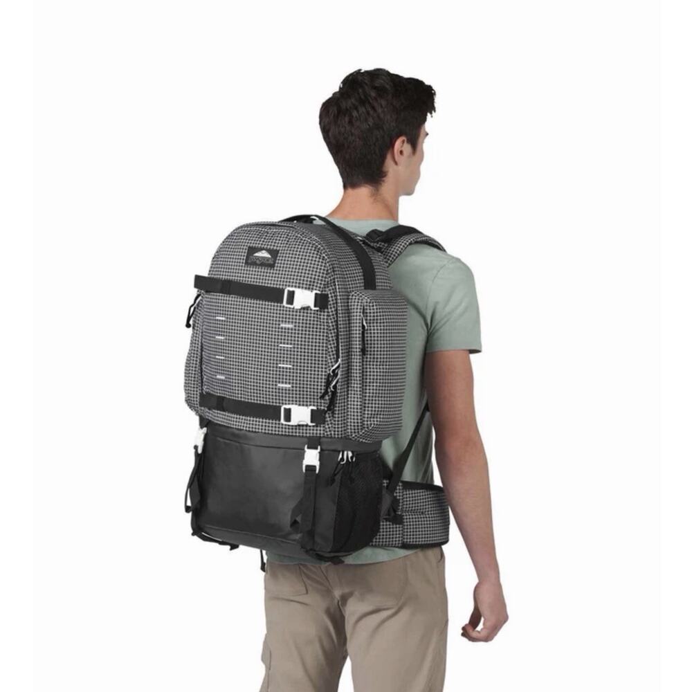 EX COND Black & White Jansport Far Out 40L Padded Hiking Backpack With Back Supp
